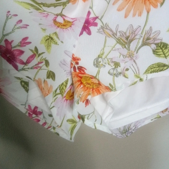 Lulus White Floral Print Tie Back Romper Medium - Picture 5 of 16